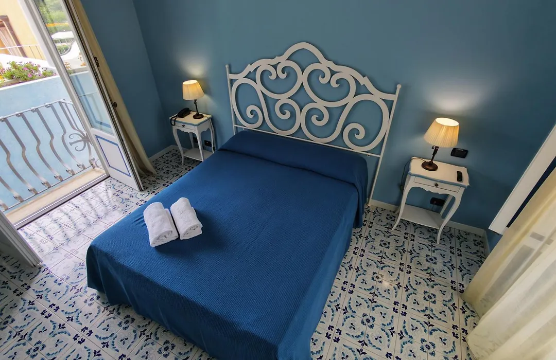 Hotel Bougainville-1