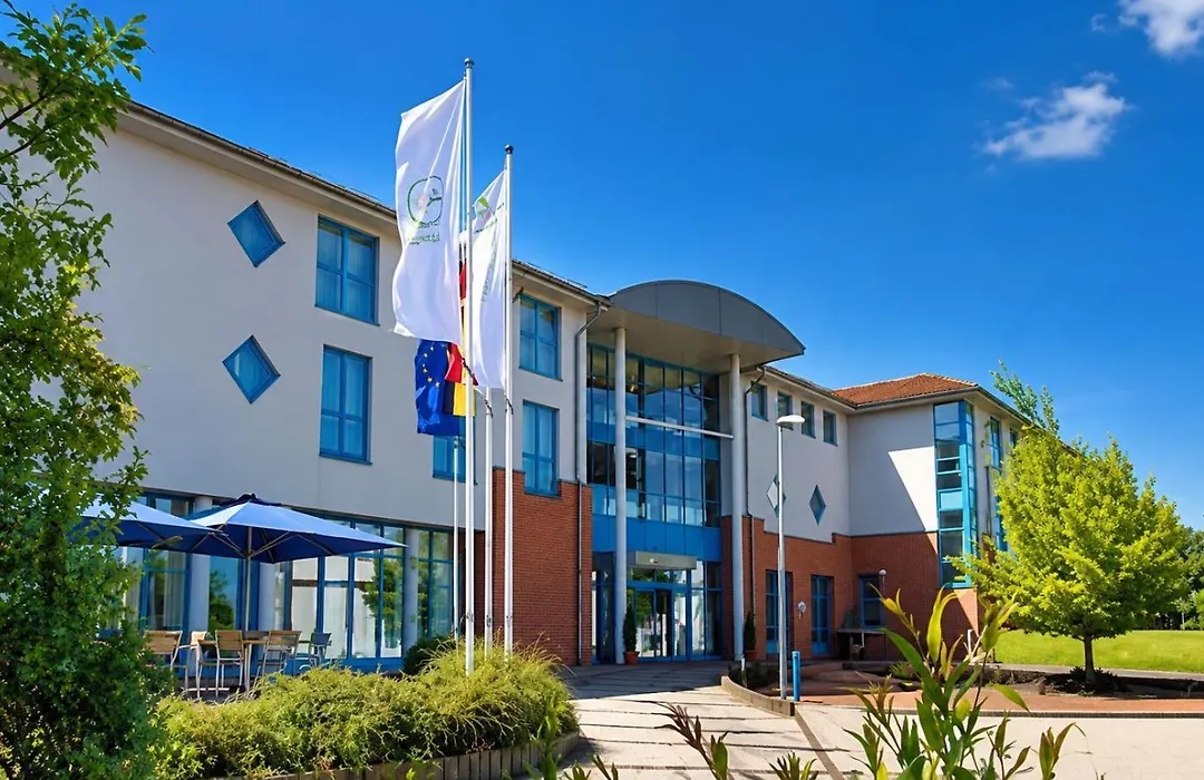 Sunday Hotel And Spa Wismar-1