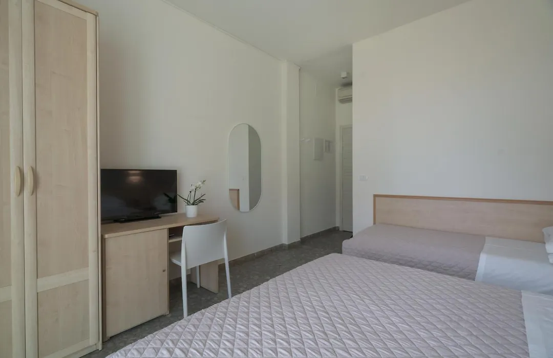 Hotel Constellation-1