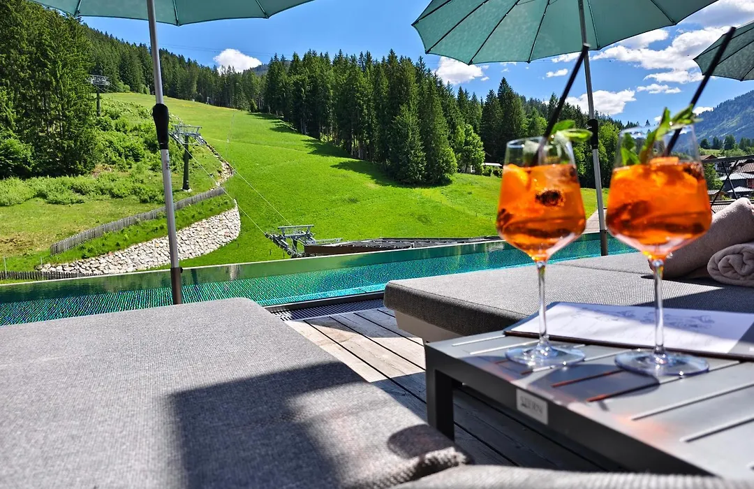 Almmonte Praeclarum Suites - Casual Boutique Hotel-1