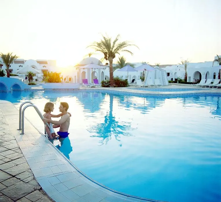Royal Holiday Beach Resort & Casino-1