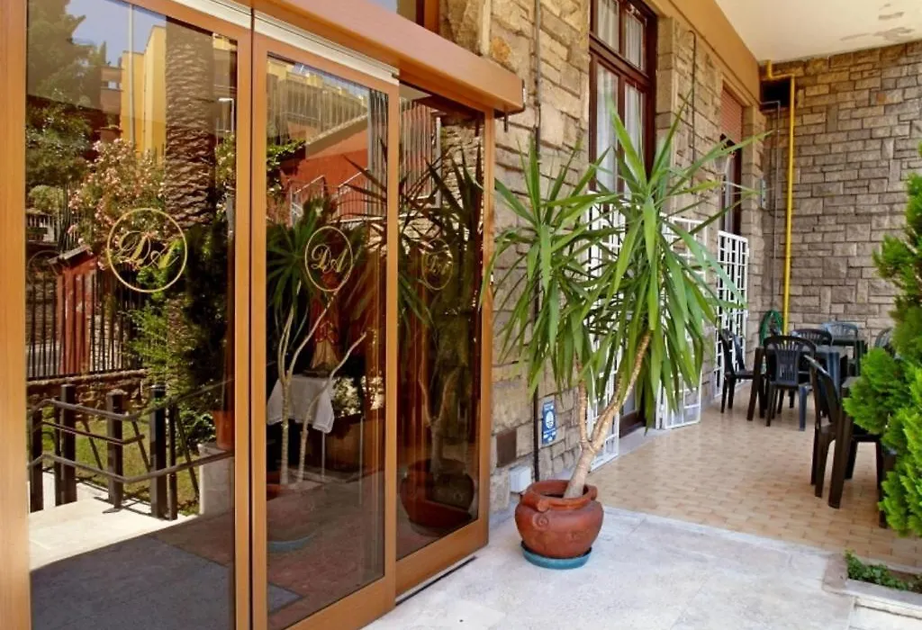 Hotel Nova Domus Aurelia-1