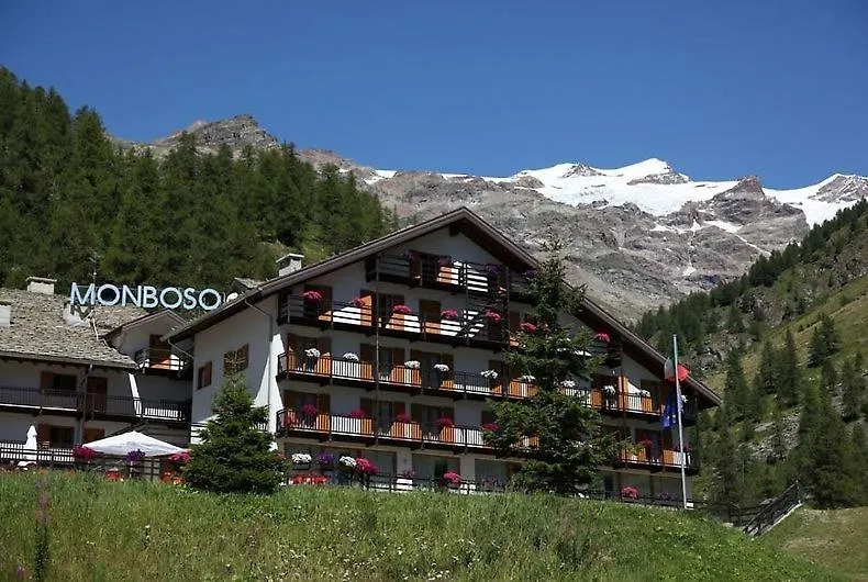 La Trinite Monboso Hotel-1