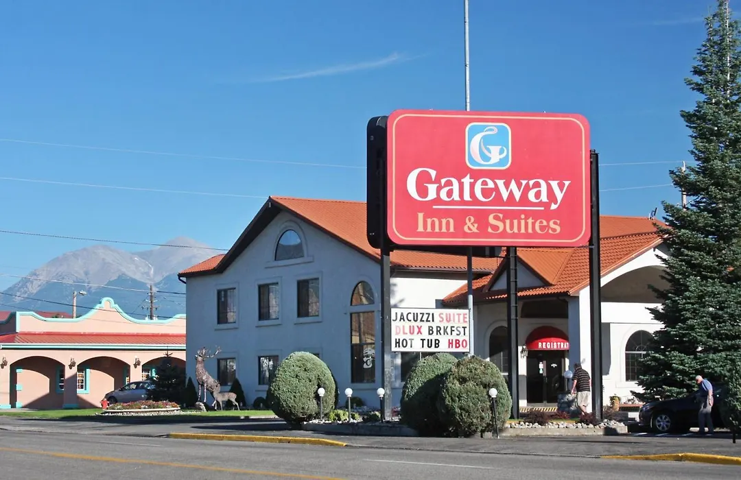 Gateway Inn And Suites-1