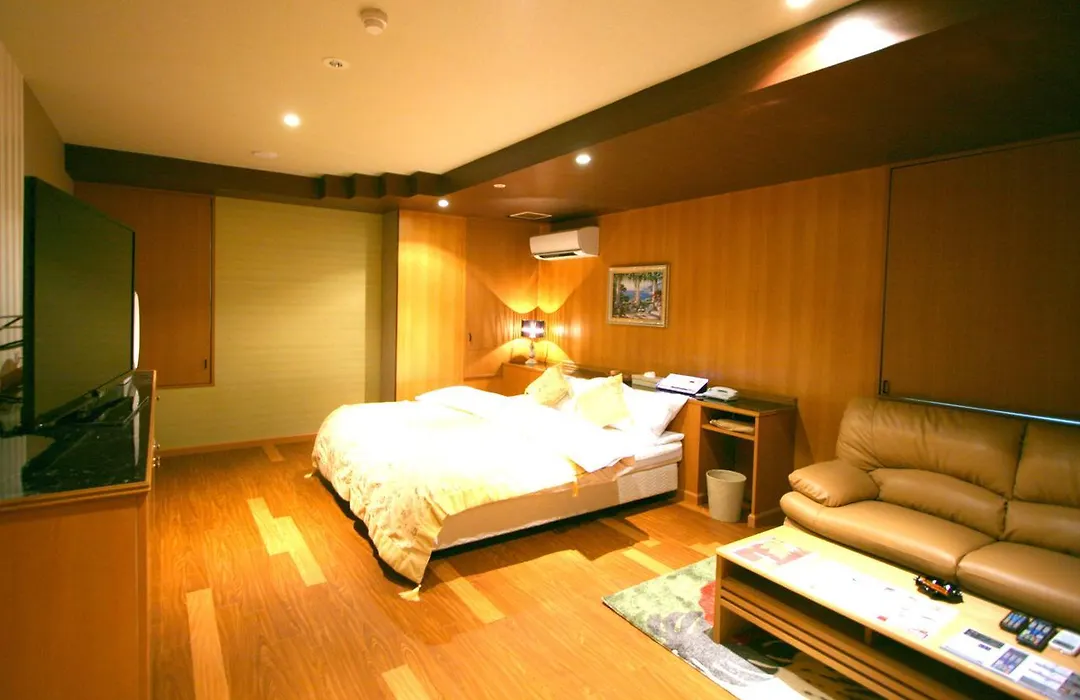 Aura Resort Iga (Adults Only)-1