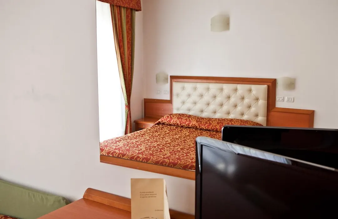 Hotel Gabbiano-1