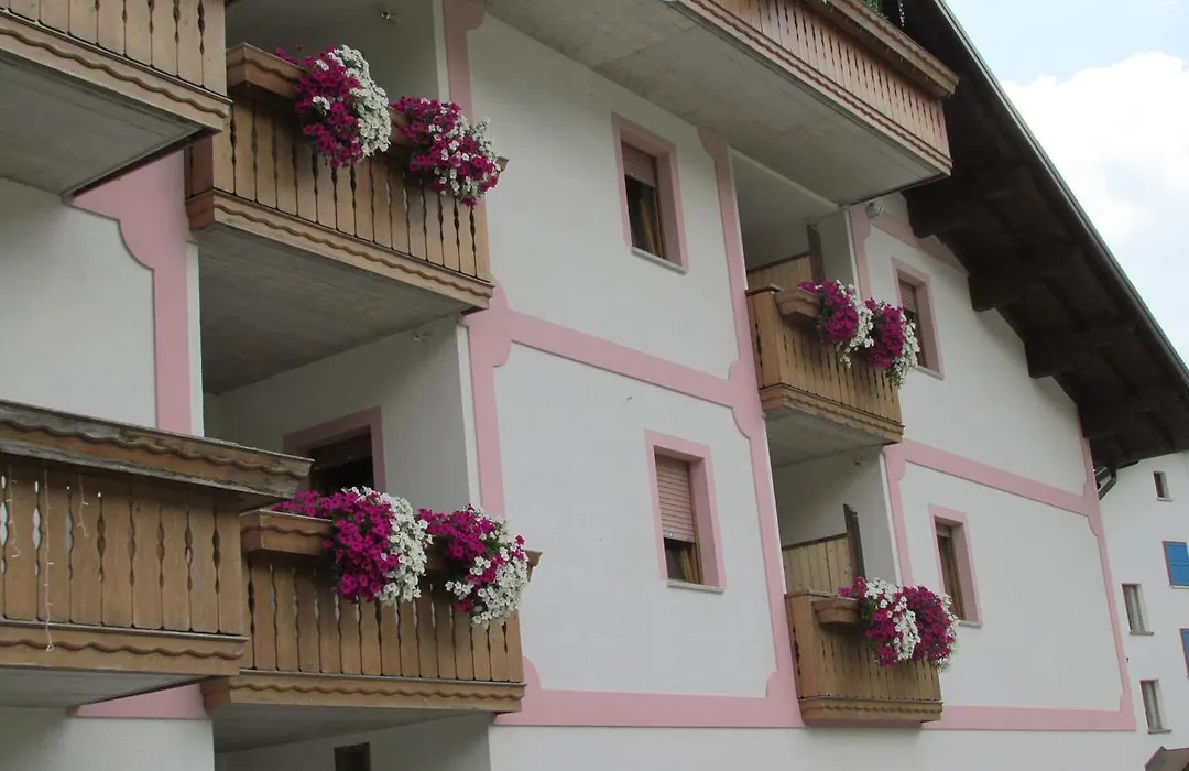 Hotel Garnì Miramonti-1