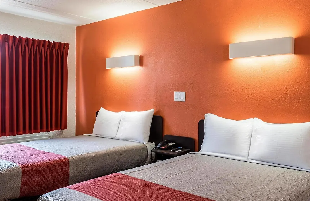 Motel 41 - Evansville, In-1