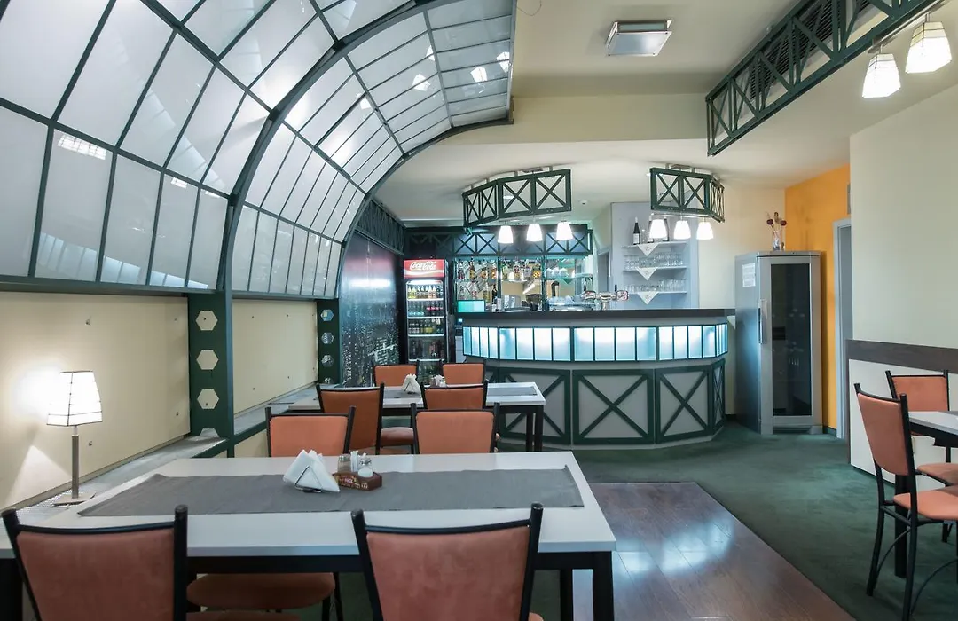 Hotel Ostruvek-1