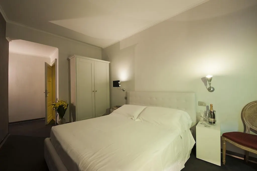 Hotel Richmond-1