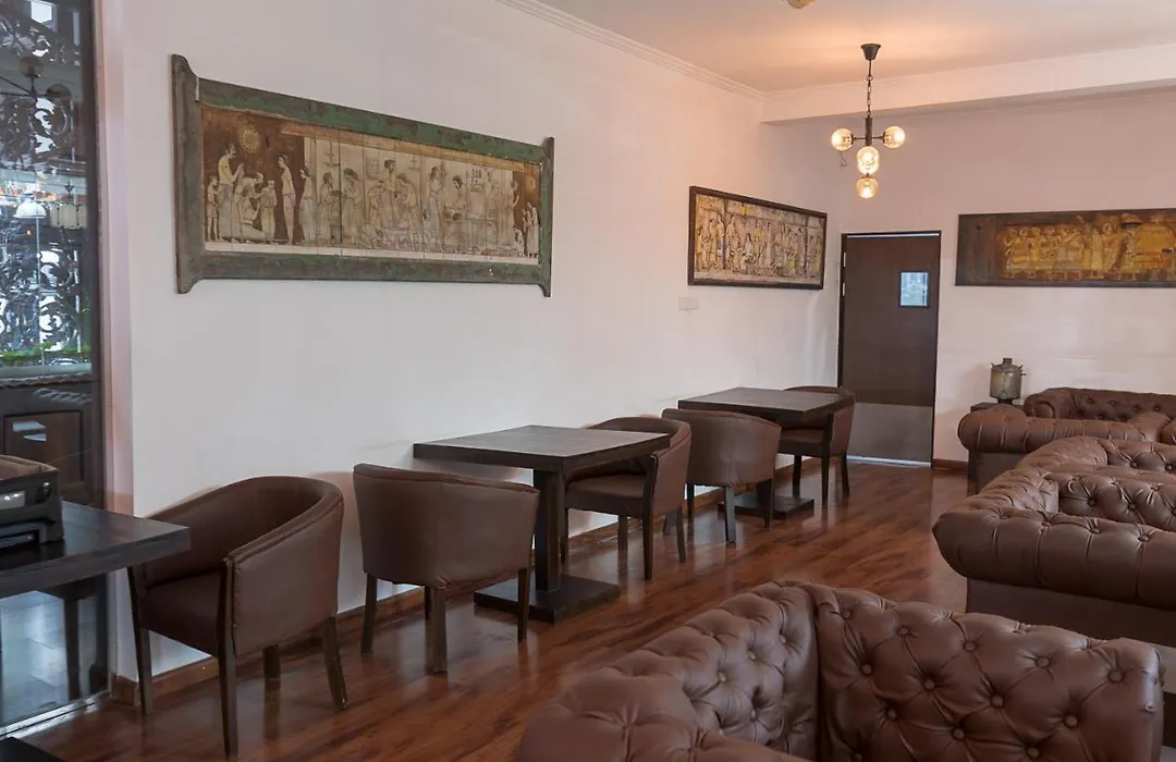 Pearl Royal Hotel, Colombo-1