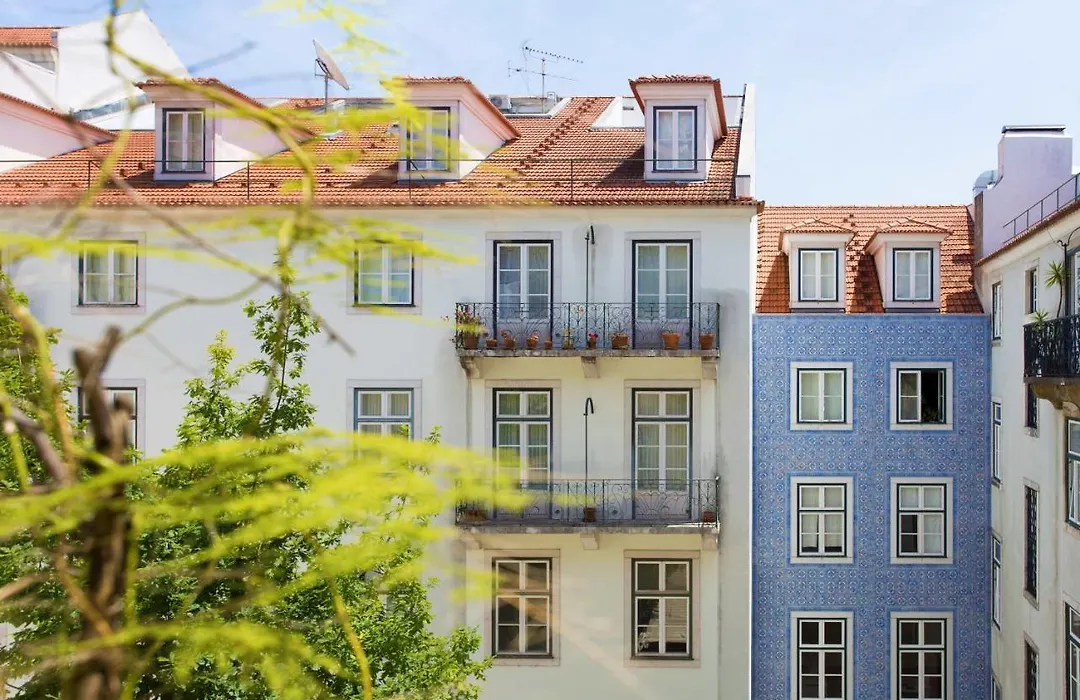 Lost Lisbon :: Chiado House-1