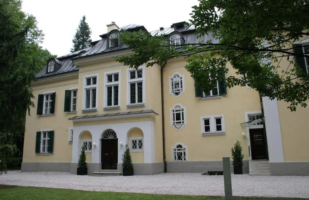 Villa Trapp-1