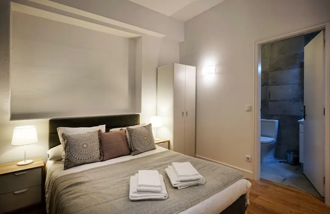 Comfy Sintra-1