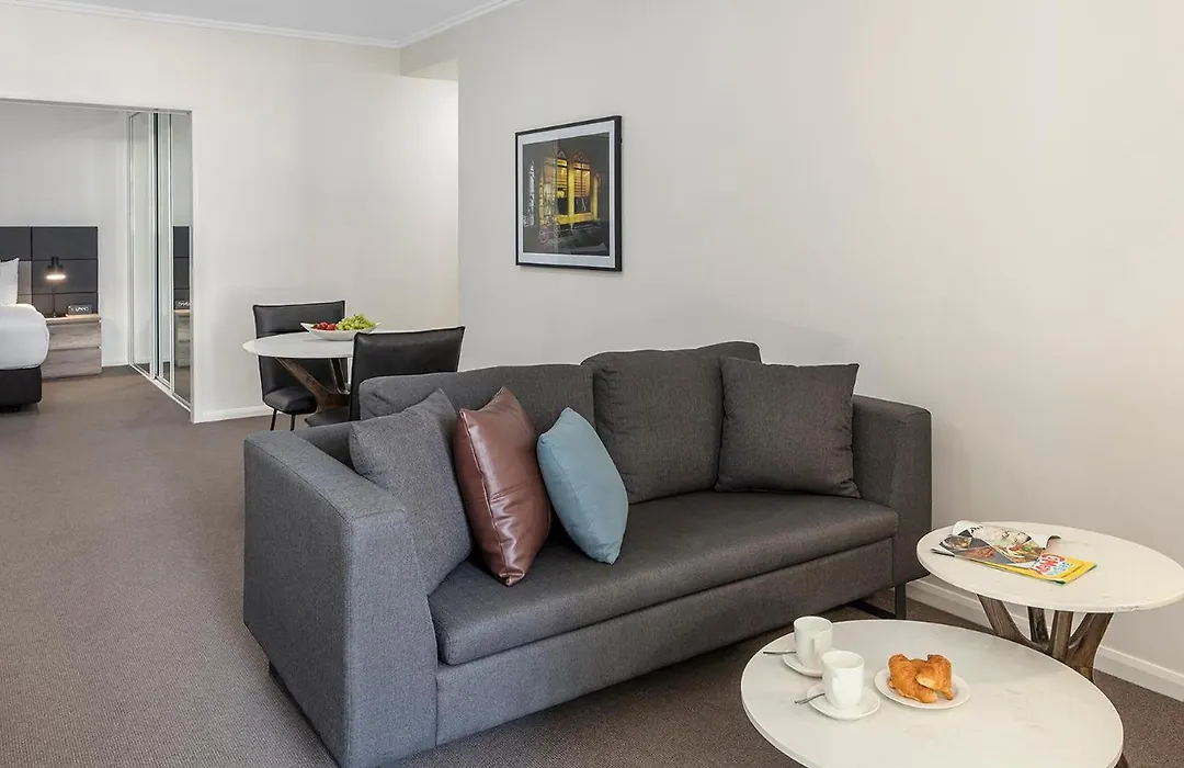 Oaks Brisbane On Margaret Suites-1