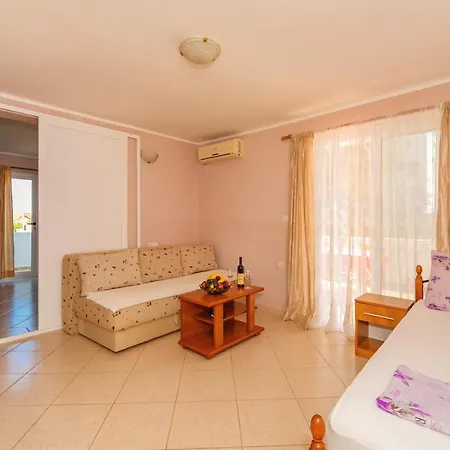 Guest House Edita-3