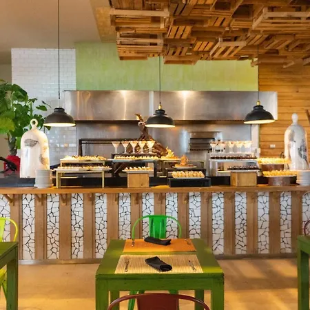 Armar House, All-Inclusive-3