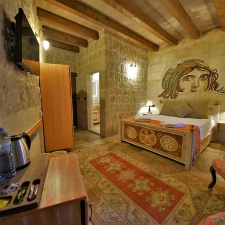 Caftan Cave Suites-2