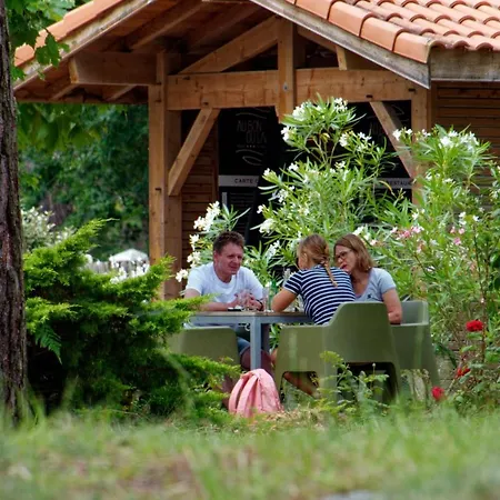 Hotel Au Bon Coin du Lac-3