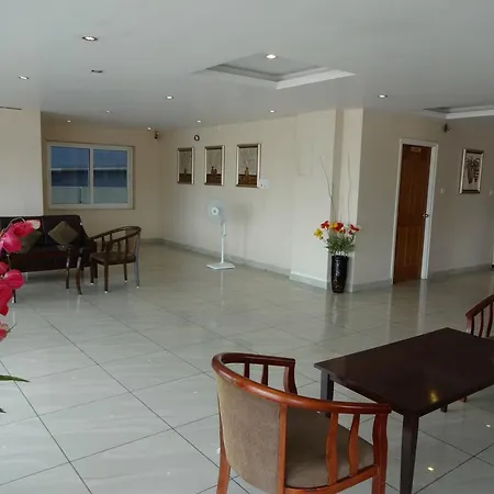 Hotel Sky Lite-2