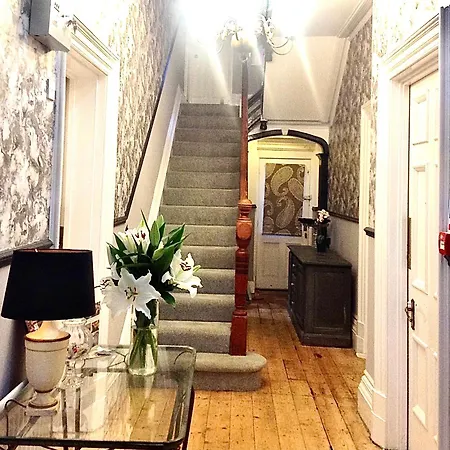 Glenfield House-3