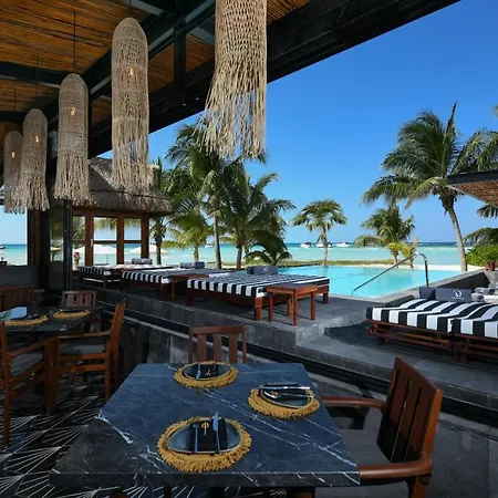 Casa Del Jaguar Beach Hotel-3