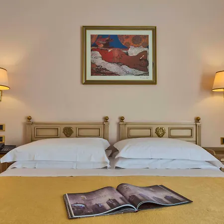 Grand Hotel Villa Politi-2