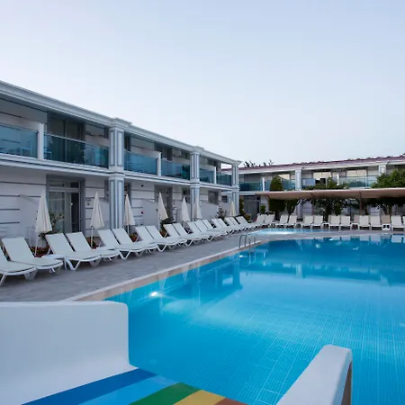Sun Club Side Hotel-3