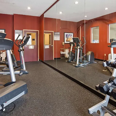 Best Western Plus New Cumberland-3