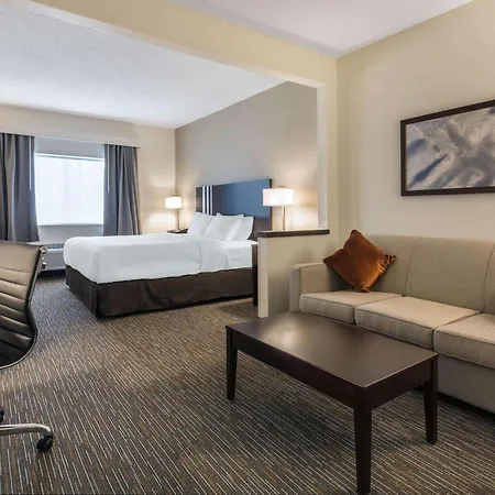 Wingate By Wyndham Gurnee-2
