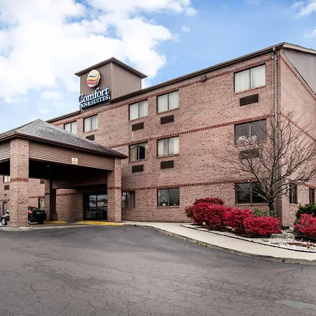 Comfort Inn & Suites Streetsboro - Kent-3