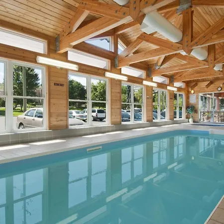 Travelodge By Wyndham Kamloops-2