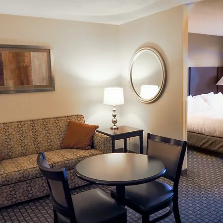 Holiday Inn Express & Suites Blacksburg - University Area By Ihg-3
