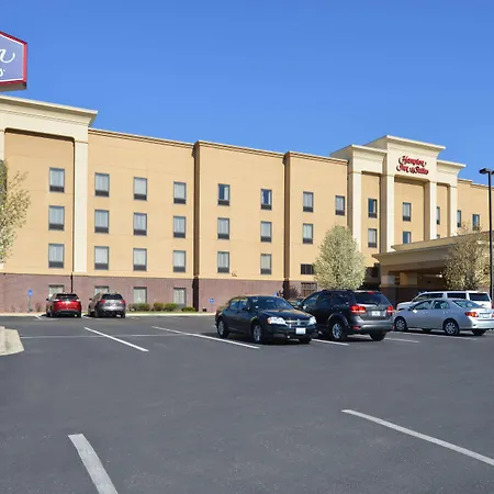 Hampton Inn & Suites Muncie-3