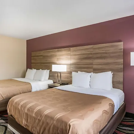 Quality Inn Cedar Rapids South-3