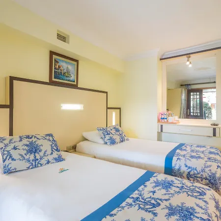 Hotel Villa Daffodil-2