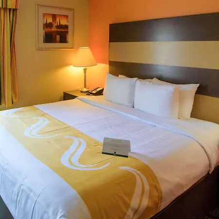 Quality Suites Memphis/ Wolfchase Galleria-2