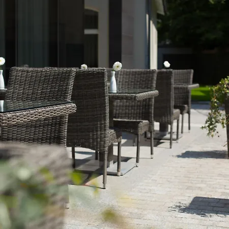 Grand Ascot Hotel-3