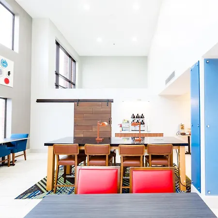 Holiday Inn Express & Suites Shelbyville By Ihg-3