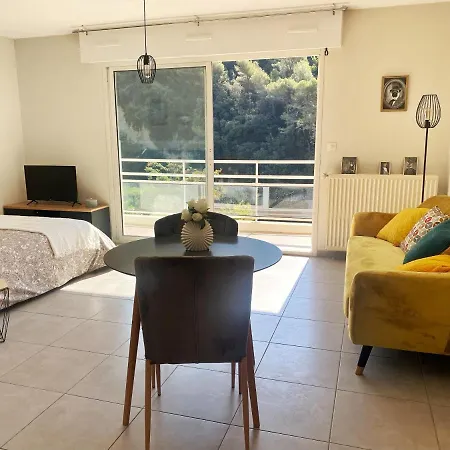 Villa Madeleine - Residence Services Seniors-2