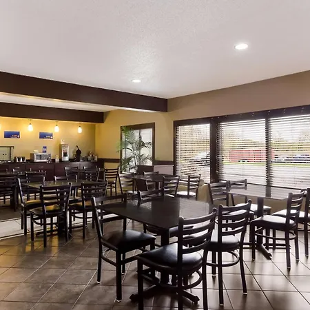 Best Western Crossroads Inn-3
