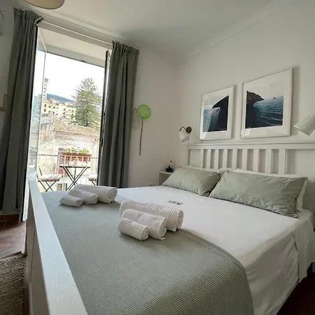 Pizzo Central House-3