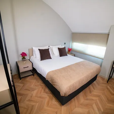 Moon Suites-2