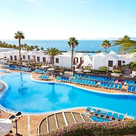 Flamingo Beach Resort-2