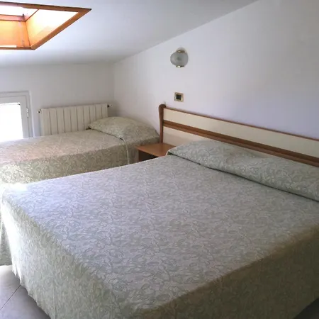 Hotel I 4 Assi-3