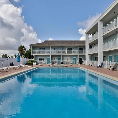 Coastal Waters Studio 111 - Pool Side Studio-3
