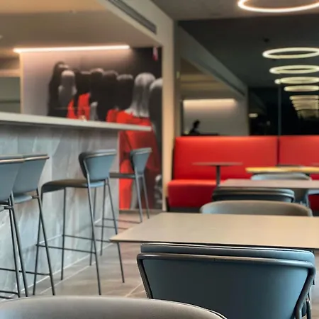 Amedia Hotel Milan, Trademark Collection By Wyndham-3