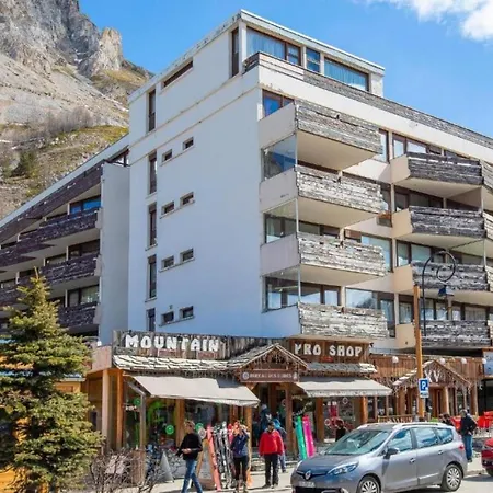 Appartement au centre de Val d'Isère-3