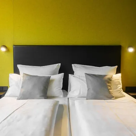 Roomreich-2