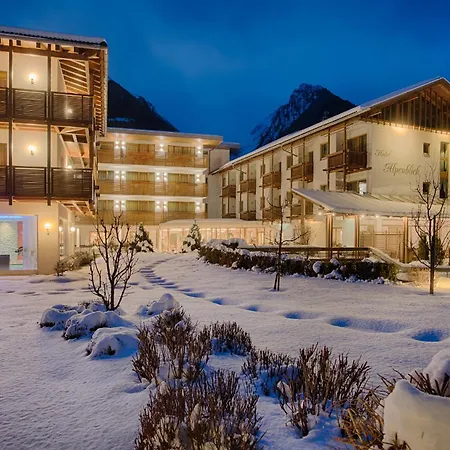 Hotel Alpenblick-3